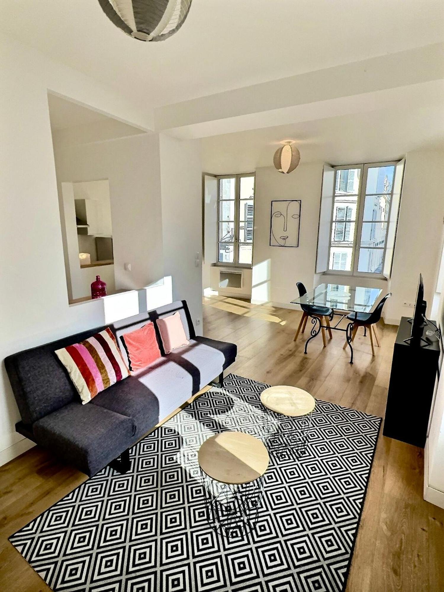 Wonderhost, Au Coeur Du Quartier Du Chateau Pau Zewnętrze zdjęcie